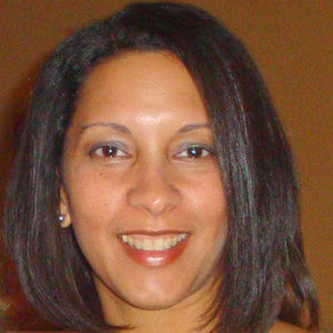 Meet your Posher, Rebeca